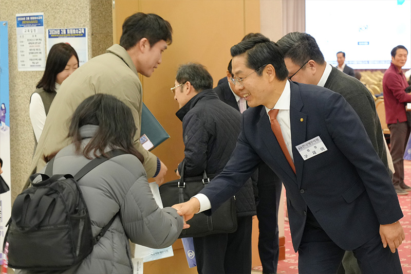 Ŭ���Ͻø� ����ũ���� �̹����� �������ϴ�