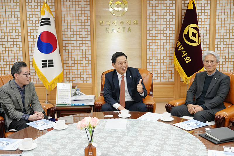 Ŭ���Ͻø� ����ũ���� �̹����� �������ϴ�